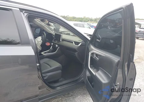 2025 Toyota Rav4 Xle Premium z USA, uszkodzony, nr VIN 2T3C1RFV1SC326956